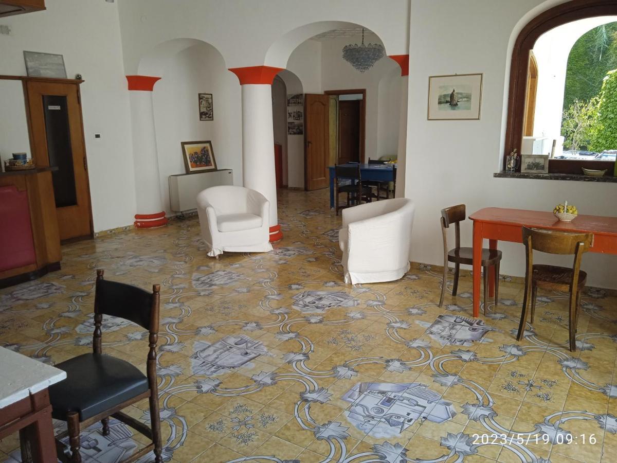 Thomas Bb Conduzione Familiare Bed & Breakfast Forio di Ischia