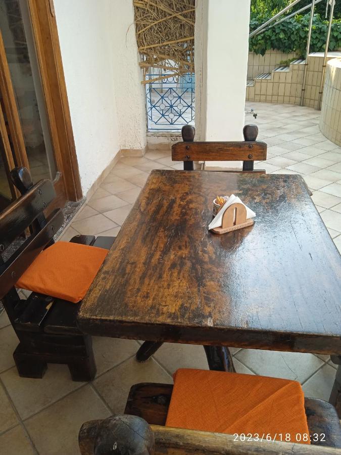 Bed & Breakfast Thomas Bb Conduzione Familiare Forio di Ischia