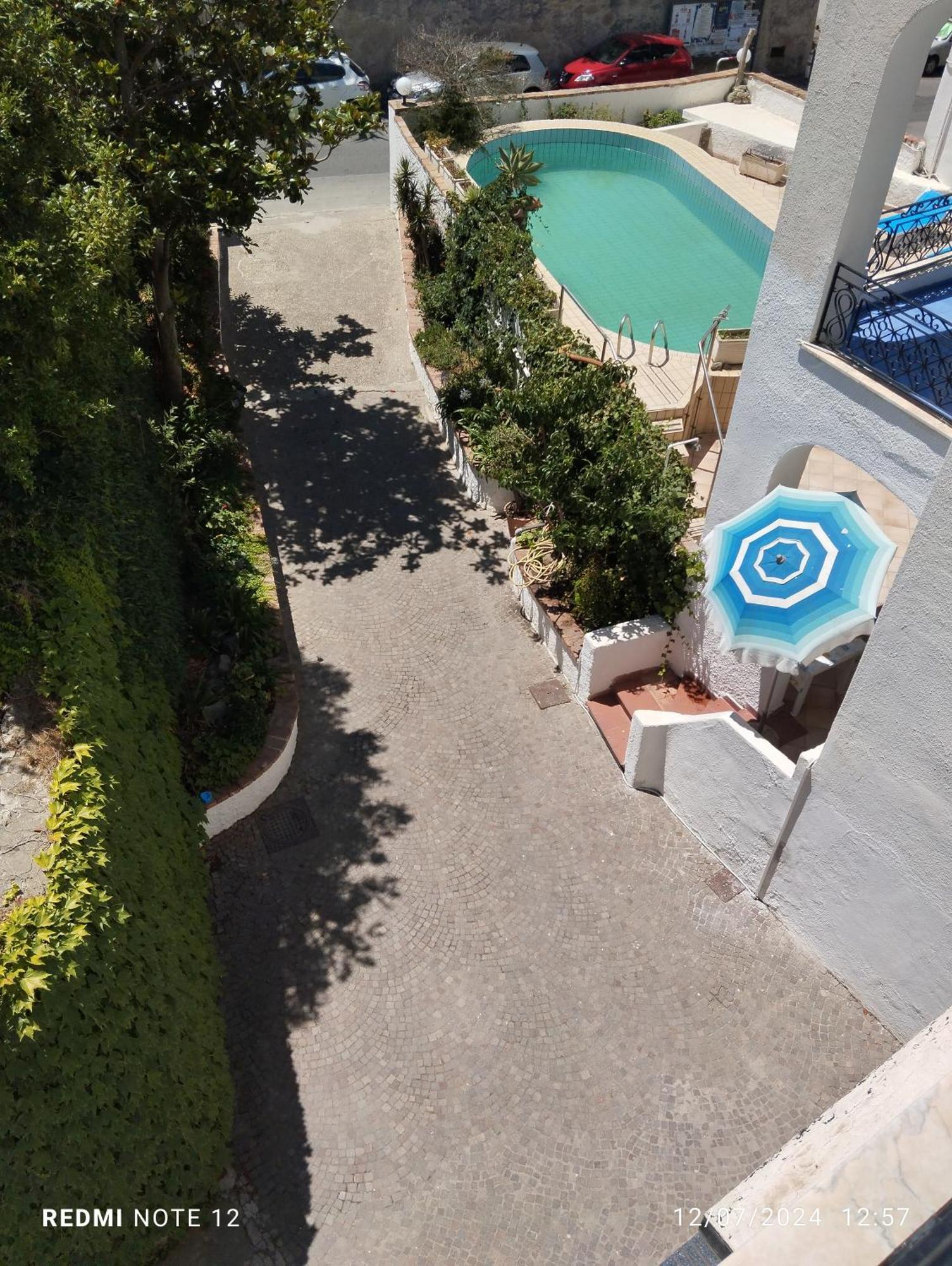 Thomas Bb Conduzione Familiare 2* Forio di Ischia